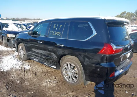 2016 Lexus Lx 570 z USA, uszkodzony, nr VIN JTJHY7AX1G4199494